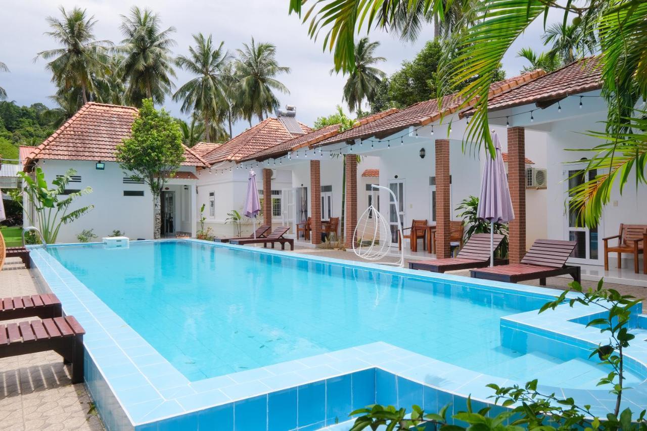 Bed and Breakfast Duc Anh Bungalow Дуонг-Донг Экстерьер фото