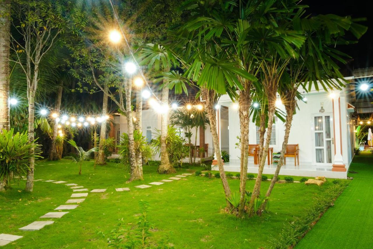 Bed and Breakfast Duc Anh Bungalow Дуонг-Донг Экстерьер фото