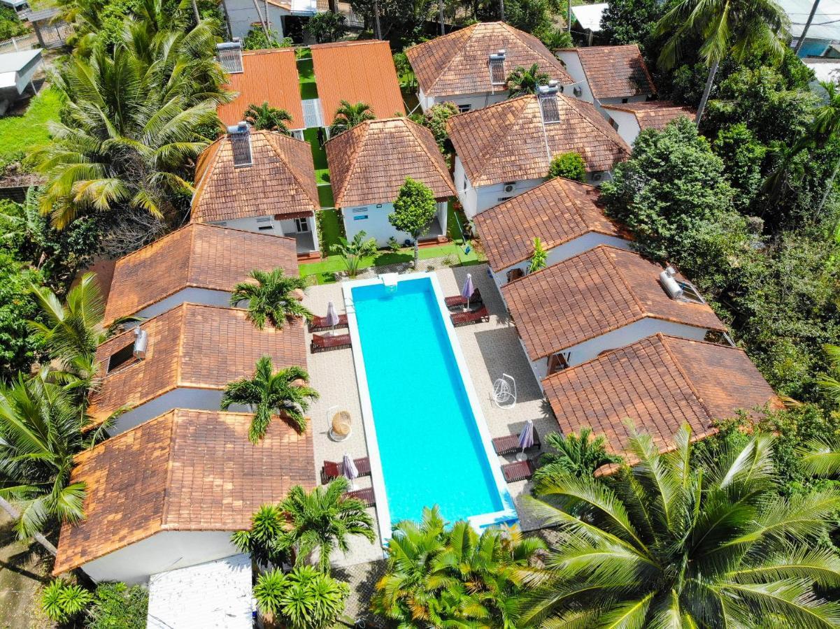 Bed and Breakfast Duc Anh Bungalow Дуонг-Донг Экстерьер фото
