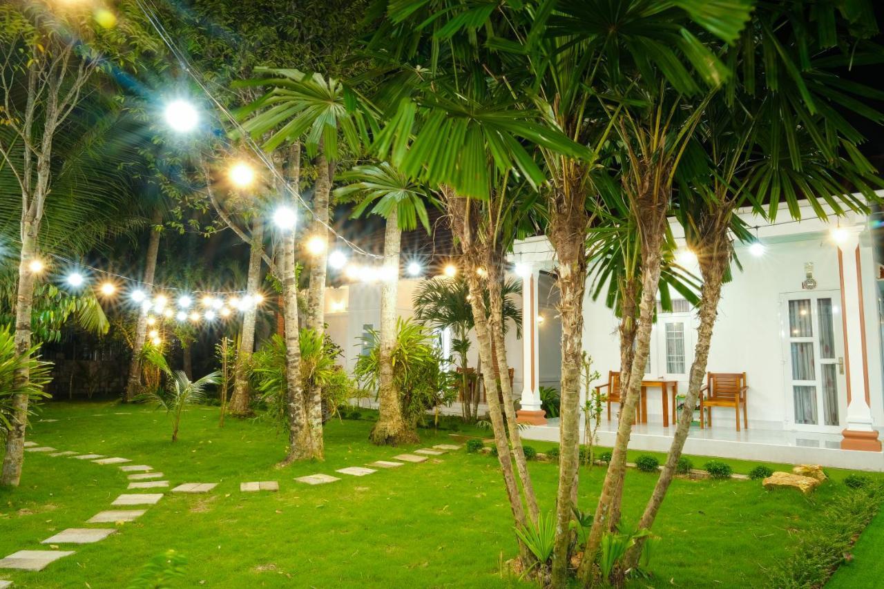 Bed and Breakfast Duc Anh Bungalow Дуонг-Донг Экстерьер фото