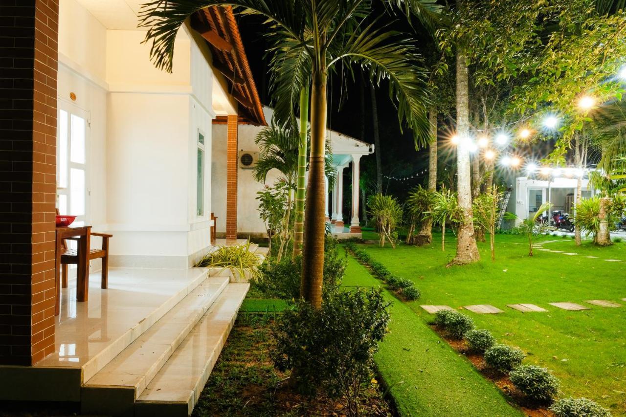 Bed and Breakfast Duc Anh Bungalow Дуонг-Донг Экстерьер фото