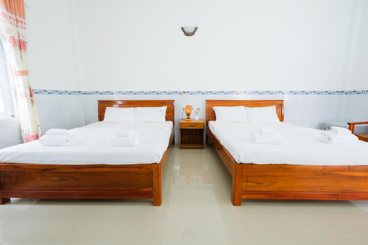 Bed and Breakfast Duc Anh Bungalow Дуонг-Донг Экстерьер фото