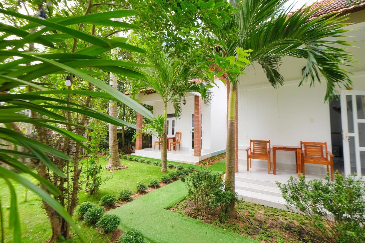 Bed and Breakfast Duc Anh Bungalow Дуонг-Донг Экстерьер фото